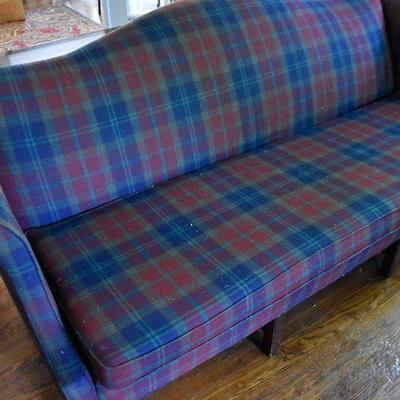 L Lot 97: Norwalk Plaid Sofa