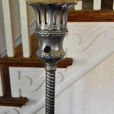 L Lot 102: Vintage Torchiere