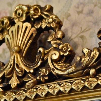 L Lot 107: Vintage Gilded Mirror