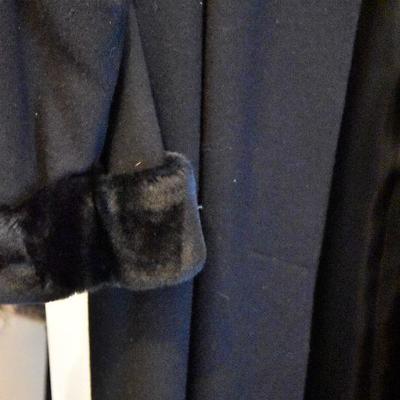 L Lot 110: Wool Coat with Faux Fur Neck and Cuffs