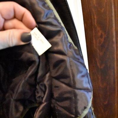 L Lot 111: Vintage Men's Brown Lined Leather Jacket