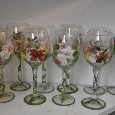 D Lot 121: Handpainted Pointsettia Wine Glasses