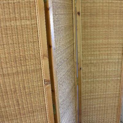 P Lot 125: Wicker and Cast Iron Room Divider