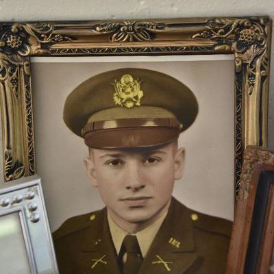 P Lot 130: Collection of Frames with Vintage Photos