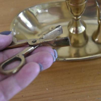 P Lot 137: Brass Candlestick