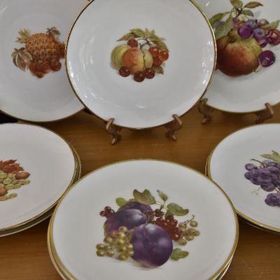P Lot 144: Kuba Prozellan Bavara Germany Fruit Plates