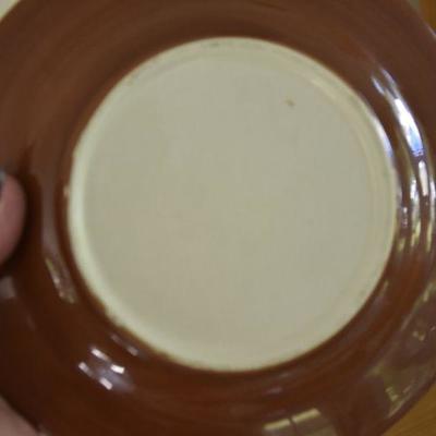 P Lot 169: Set of Olive Luncheon Plates
