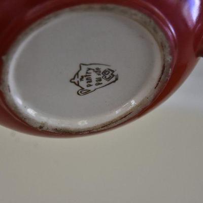 P Lot 173: Tomato Plates and Teapot