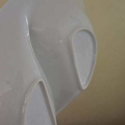 P Lot 174: Collection of White Dishes