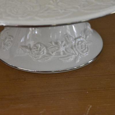 P Lot 175: Royal Limited Cake Stand and Server