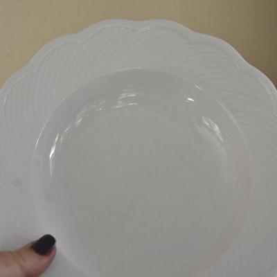 P Lot 177: White Dansk Soup Bowls
