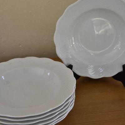 P Lot 177: White Dansk Soup Bowls