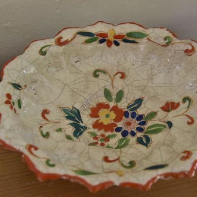 P Lot 179: Collection of Pottery