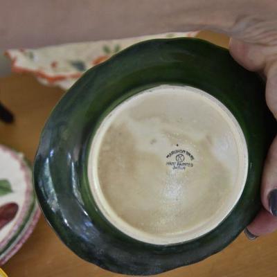 P Lot 179: Collection of Pottery