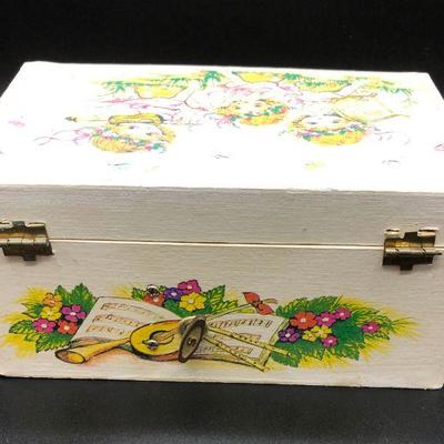 Vintage Children's Jewelry Box / Music Box with dancing ballerina wind-up 