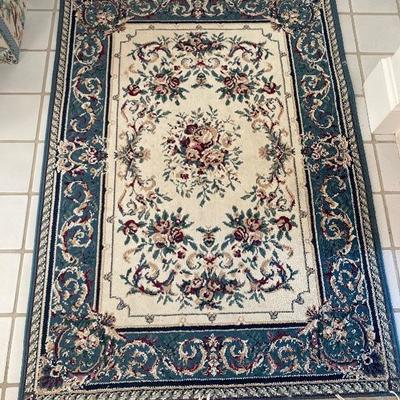 Lot # 267 4â€™x6â€™ Cairo Polyester Rug 