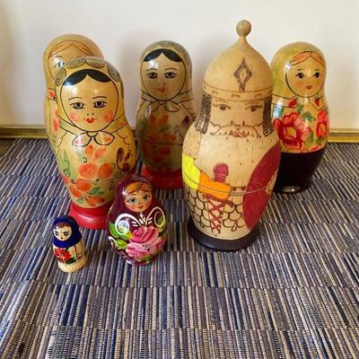 Lot #286 Set of Russian Nesting Dolls