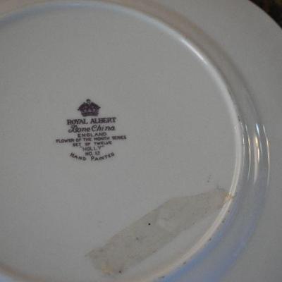 D Lot 148: Royal Albert and More