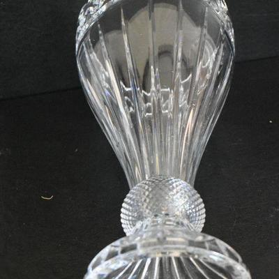 Lot Diningroom: Cut Glass Vase