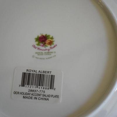 D Lot 231: Wedgewood and More