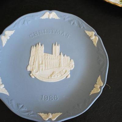 D Lot 231: Wedgewood and More