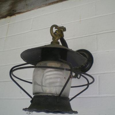 Vintage Hardwired Outdoor Light 