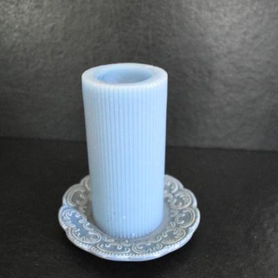 Lot 233: Decor