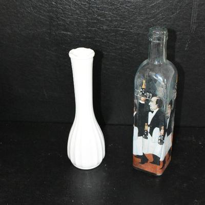 D Lot 246: Decor