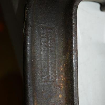 D Lot 247: Air Pump and More