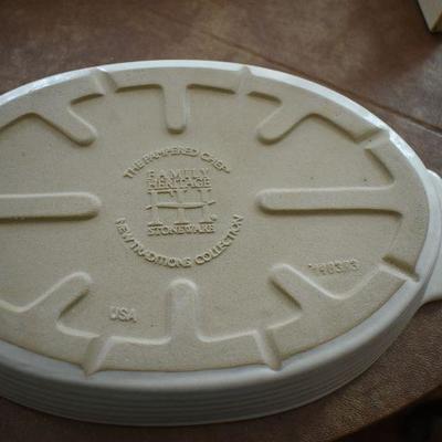 D Lot 151: Pampered Chef