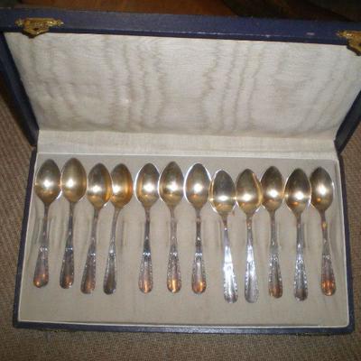 Cased Silver Plate Demitasse Spoons