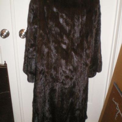 Beautiful Vintage Full Length Mink Coat
