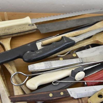 P Lot 181: Collection of Kitchenwares