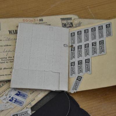 P Lot 183: WW2 War Rations Wallet