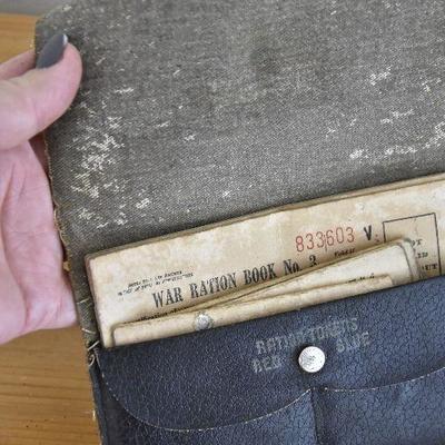 P Lot 183: WW2 War Rations Wallet
