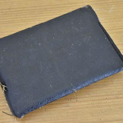 P Lot 183: WW2 War Rations Wallet