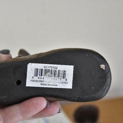 P Lot 185: Vintage Child's Shoe and More