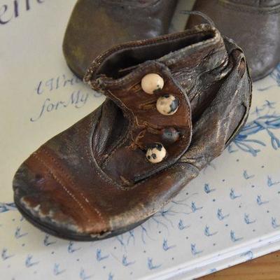 P Lot 185: Vintage Child's Shoe and More