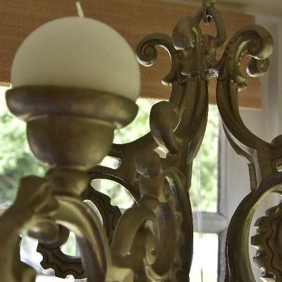 P Lot 187: Hanging Candleabra