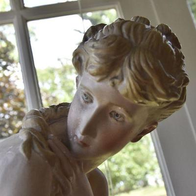 P Lot 189: Vintage Plaster Statue