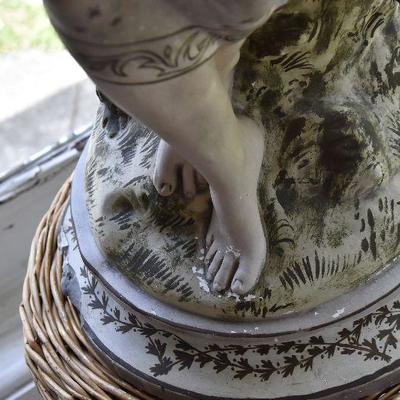 P Lot 189: Vintage Plaster Statue