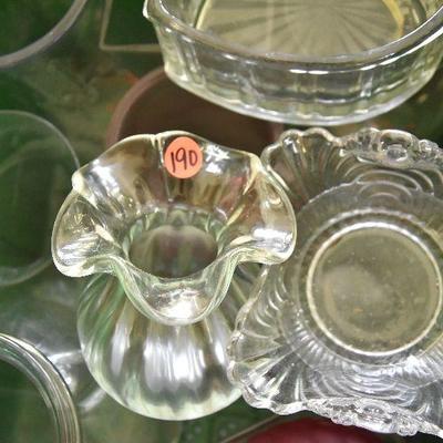 P Lot 190: Collection of Vases