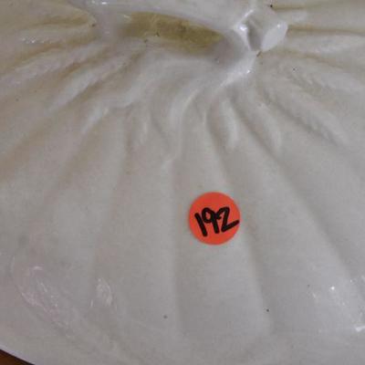 P Lot 192: Ironstone Soup Tureen