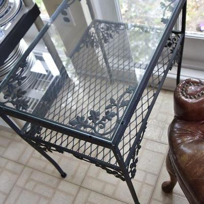 P Lot 194: Wrought Iron Garden Table