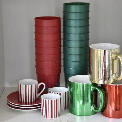 P Lot 196: Collection of Holiday Drinkware