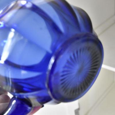 P Lot 198: Collection of Blue Glass