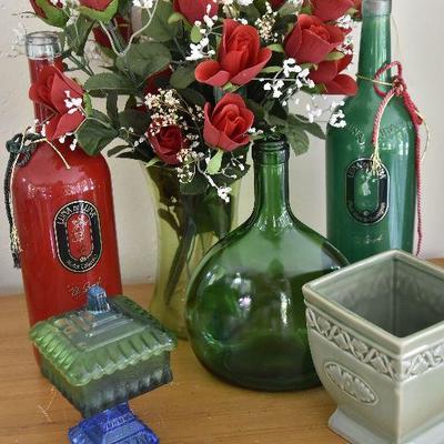 P Lot 199: Collection of Vases and Bottles