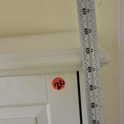 P Lot 200: Storage Cabinet