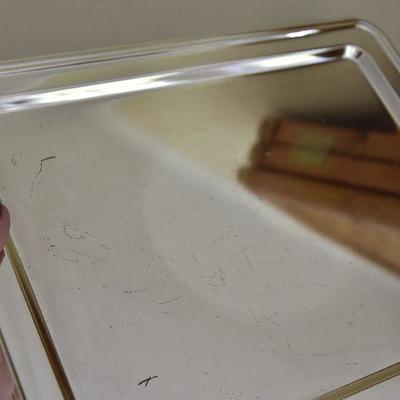 P Lot 202: Silverplate Platters and serving Tray