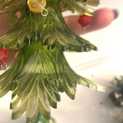 P Lot 69: Collection of Small Christmas Trees